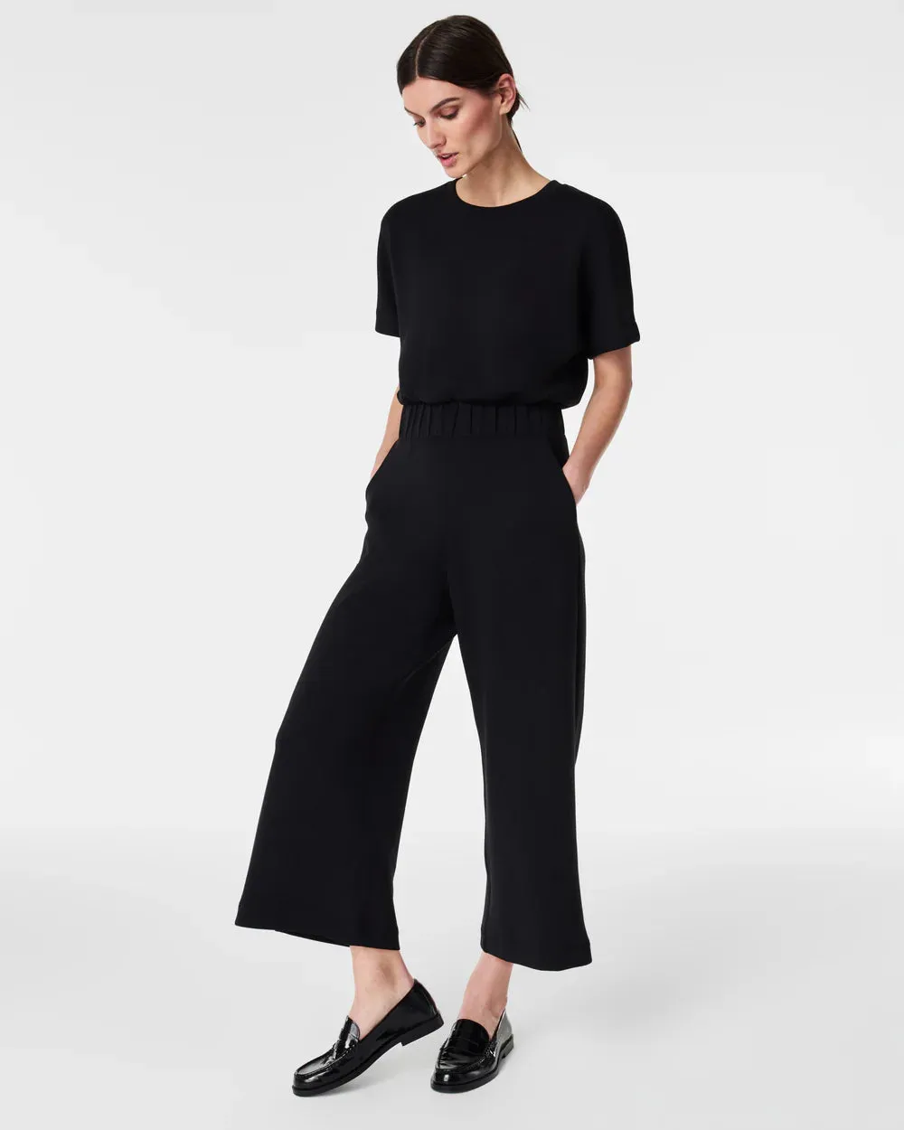 AirEssentials Cropped Wide-Leg Very Black Jumpsuit