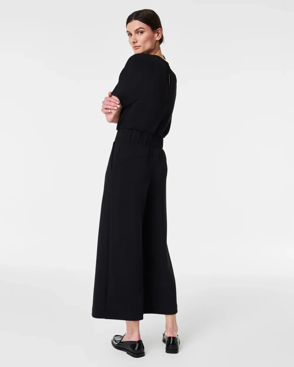 AirEssentials Cropped Wide-Leg Very Black Jumpsuit