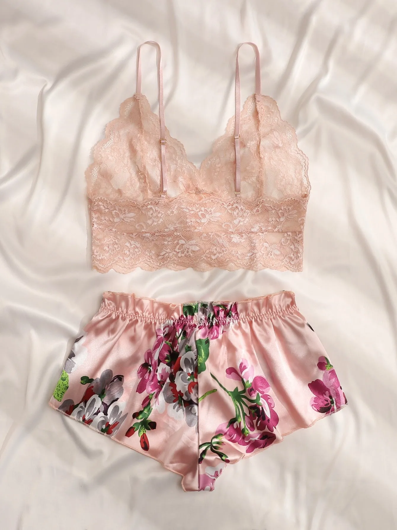 Floral Lace Bow Front Lingerie Set