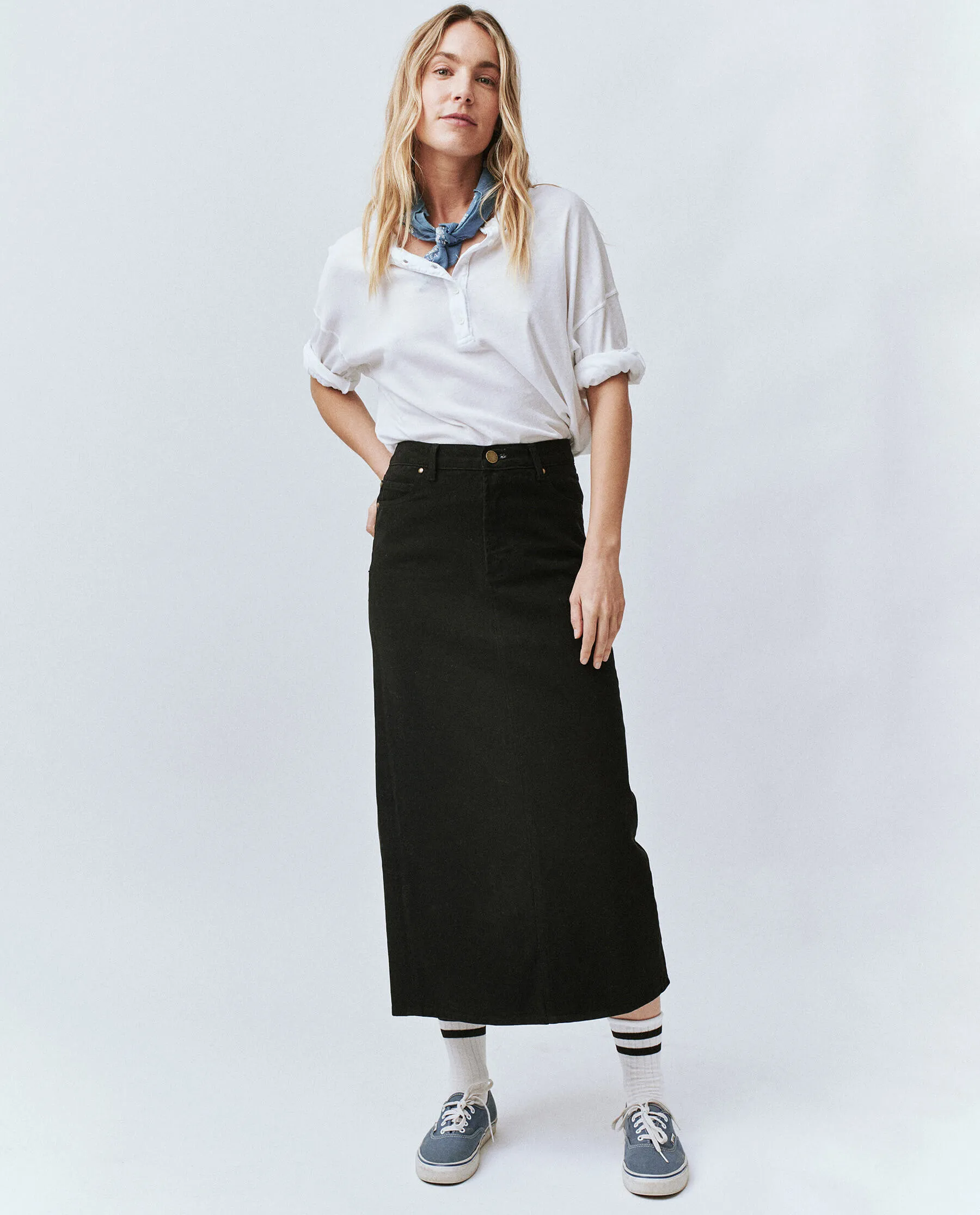 The Column Skirt. -- Black