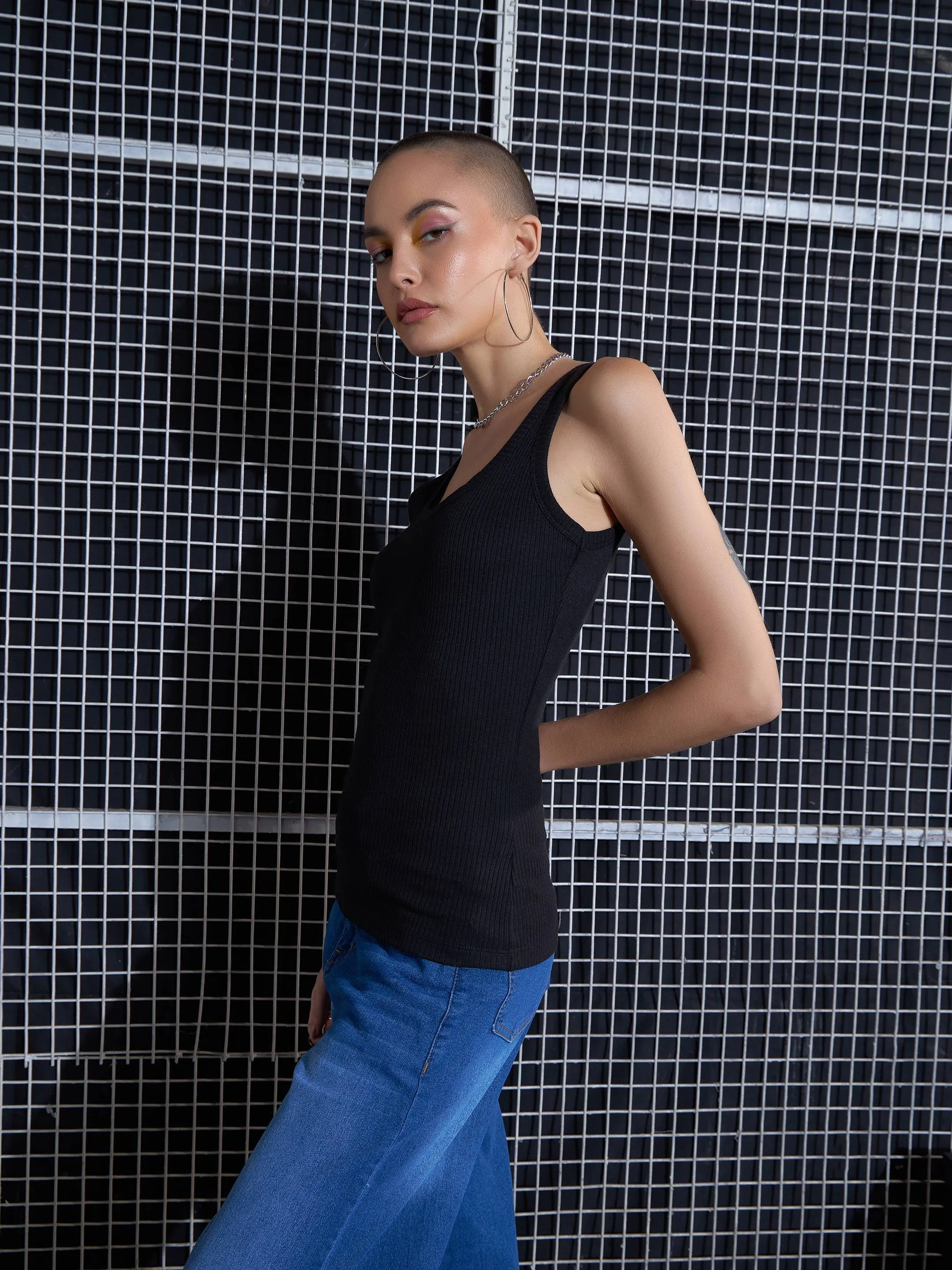 Women Black Rib Sleeveless Camisole